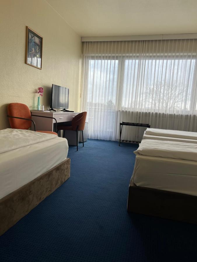 Hotel Am Flughafen Köln Eksteriør bilde